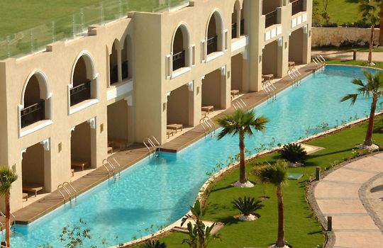 فندق شرم الشيخفي منتجع شاطئ صن رايز أرابين